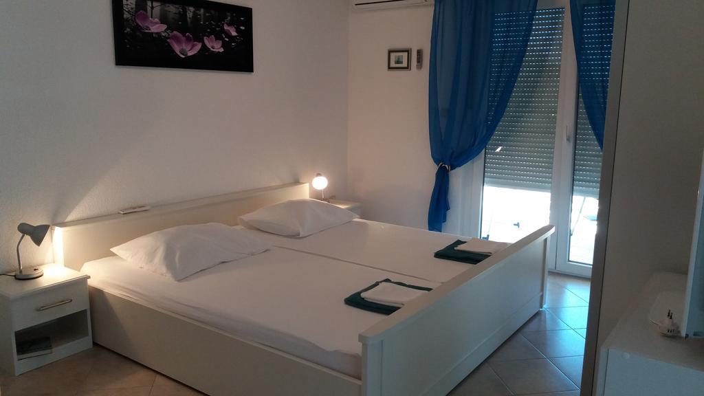 טרוגיר Apartment Elena מראה חיצוני תמונה